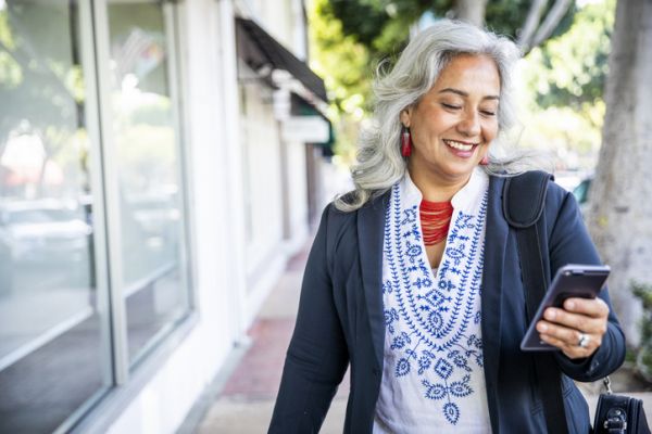 A Guide To The Best Cell Phone Plans For Seniors In 2023