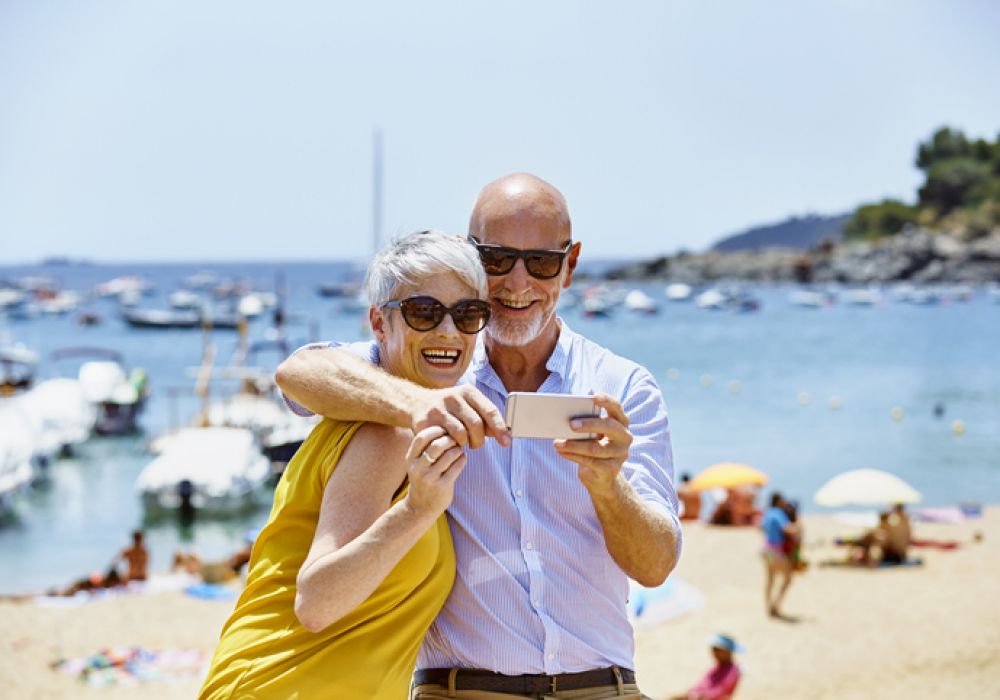 Best Cell Phone Plans and Devices for Seniors