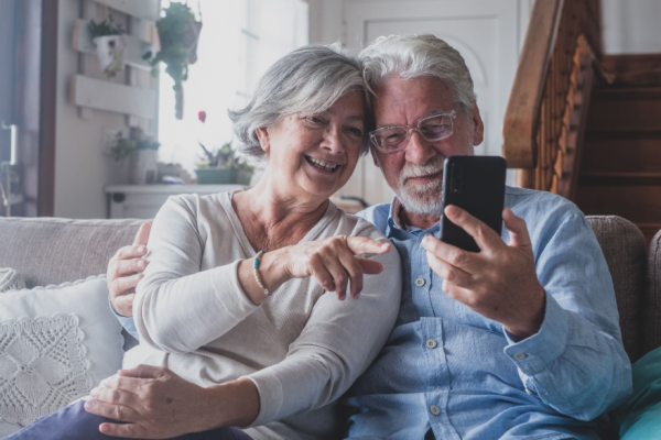 Best Cellphones and Plans for Kids!